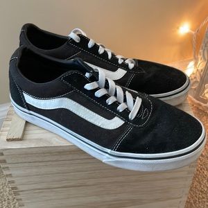 Black Vans